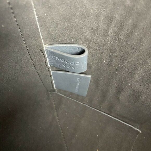 Vince Signature V Croc Embossed Leather Tote Gray - Picture 9 of 12